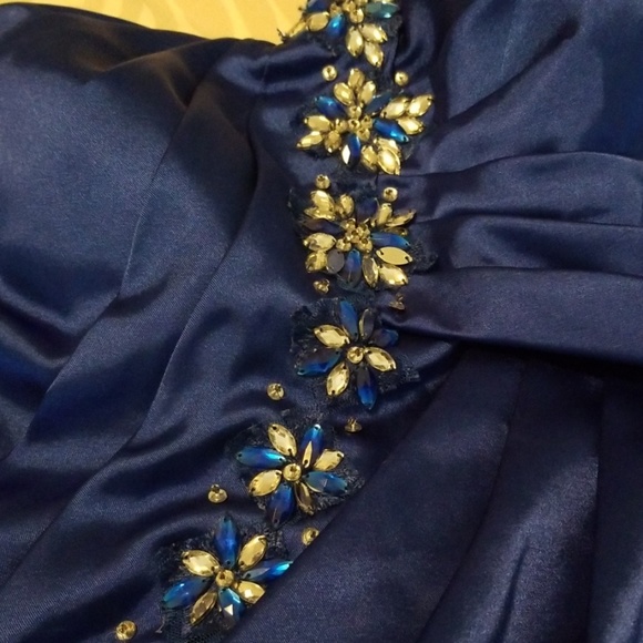 Custom Made Evening Gown - Picture 5 of 6